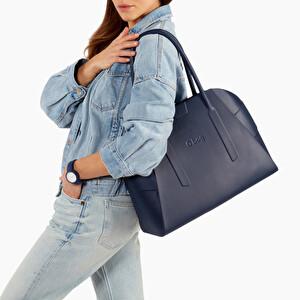 Pochette navy blue metal O bag purse